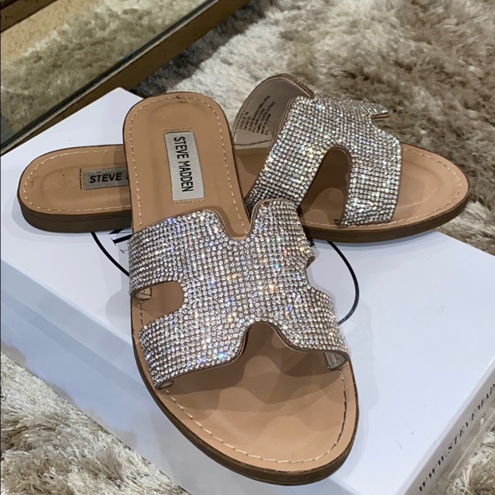 Steve Madden flats size 7